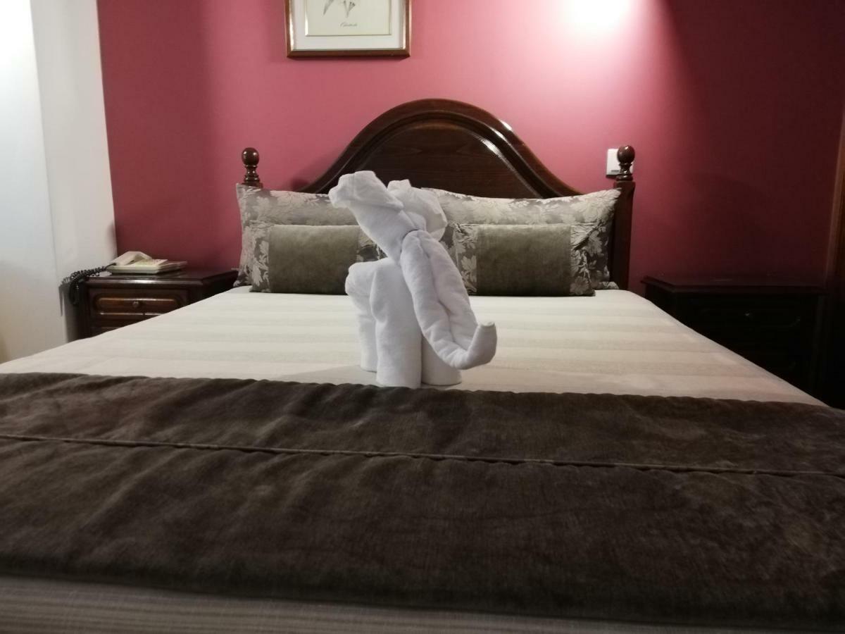 Hotel Termas ชาเวส ภายนอก รูปภาพ